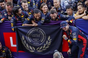 Redbull team celebrate - photo by FIA