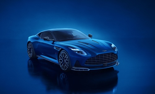 Aston Martin DB12 S