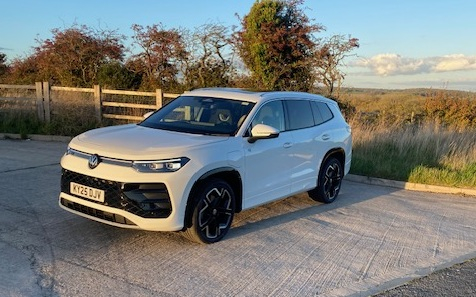 VW Tayron R-Line PHEV SUV