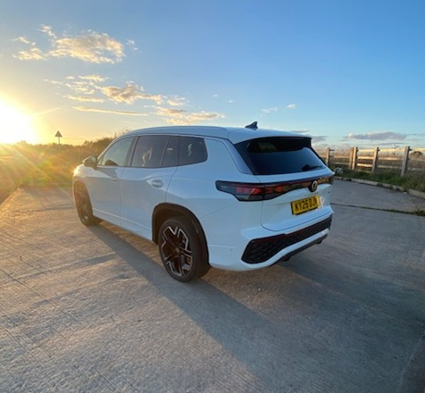 VW Tayron R-Line PHEV SUV