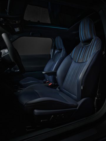 MINI Paul Smith Edition - MINI Cooper SE MINI Paul Smith Edition - MINI Cooper SE