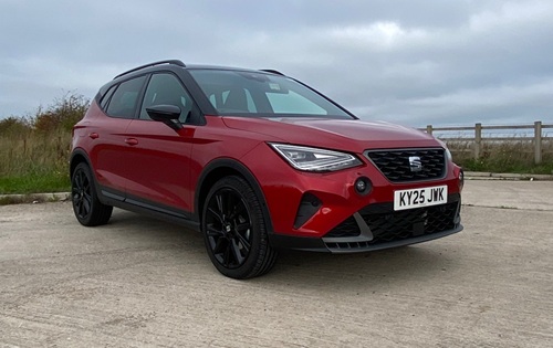 SEAT Arona FR Black Edition 115ps