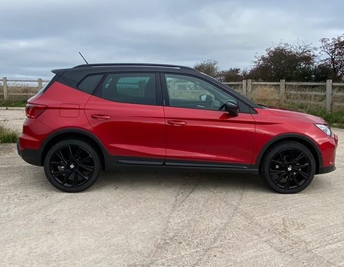 SEAT Arona FR Black Edition 115ps