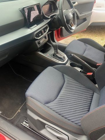 SEAT Arona FR Black Edition 115ps