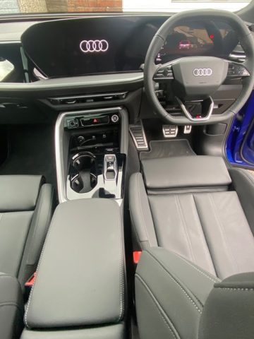 Audi Q5 Sportline SUV Audi Q5 Sportline SUV