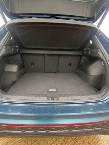 VW Tiguan R Line MHEV SUV VW Tiguan R Line MHEV SUV