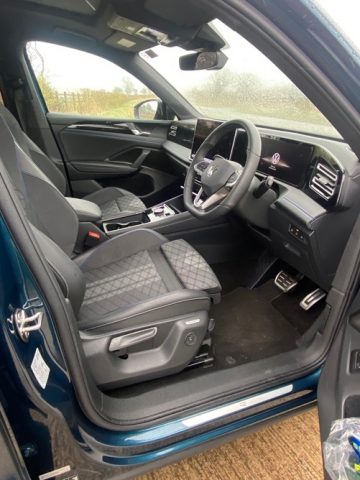 VW Tiguan R Line MHEV SUV VW Tiguan R Line MHEV SUV