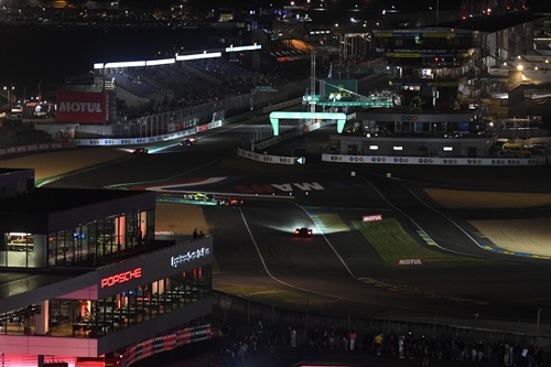 Le Mans racing at night (Photo by Melissa Warren)