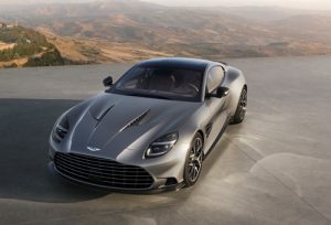 Aston Martin Vanquish 25