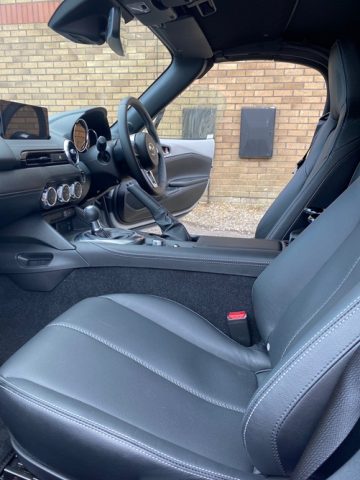 Mazda MX-5 Roadster Exclusive
