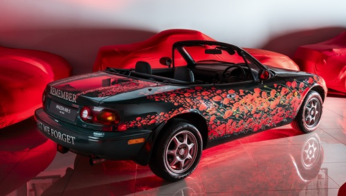Mazda MX-5 poppy art car