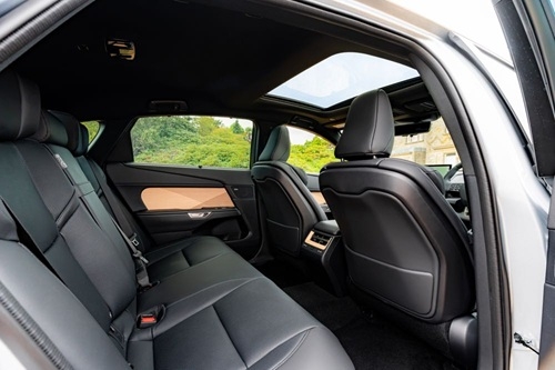 Lexus ES350e
